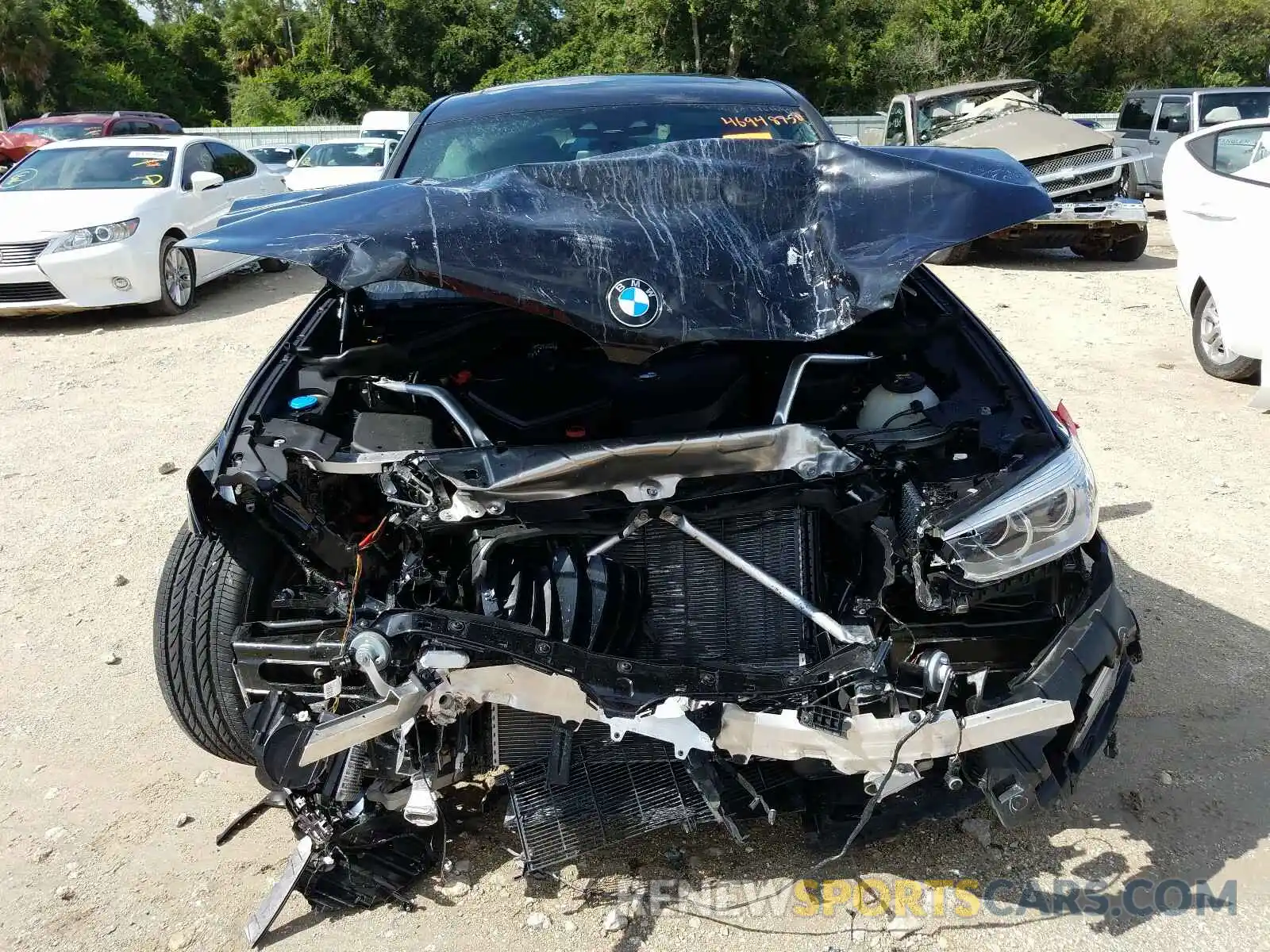 9 Photograph of a damaged car 5UXUJ3C5XKLG56734 BMW X4 2019