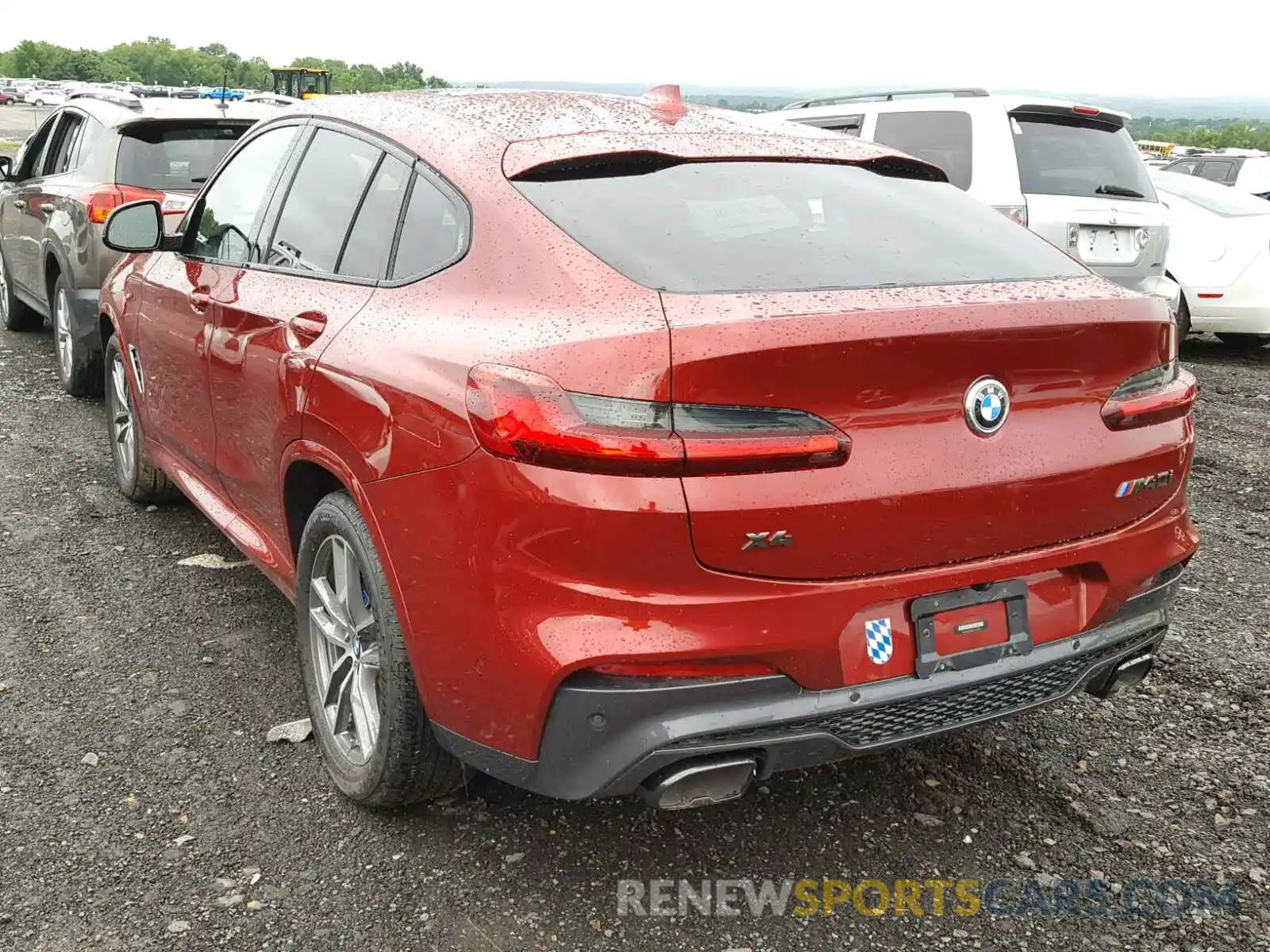 3 Photograph of a damaged car 5UXUJ5C50KLA93396 BMW X4 2019