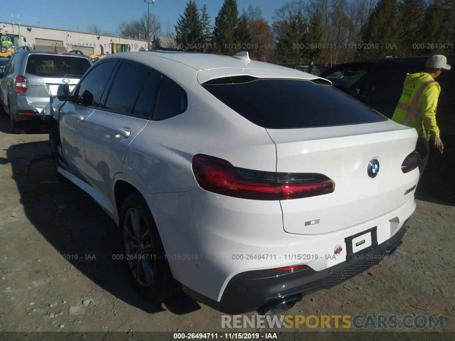 3 Photograph of a damaged car 5UXUJ5C51KLJ62433 BMW X4 2019