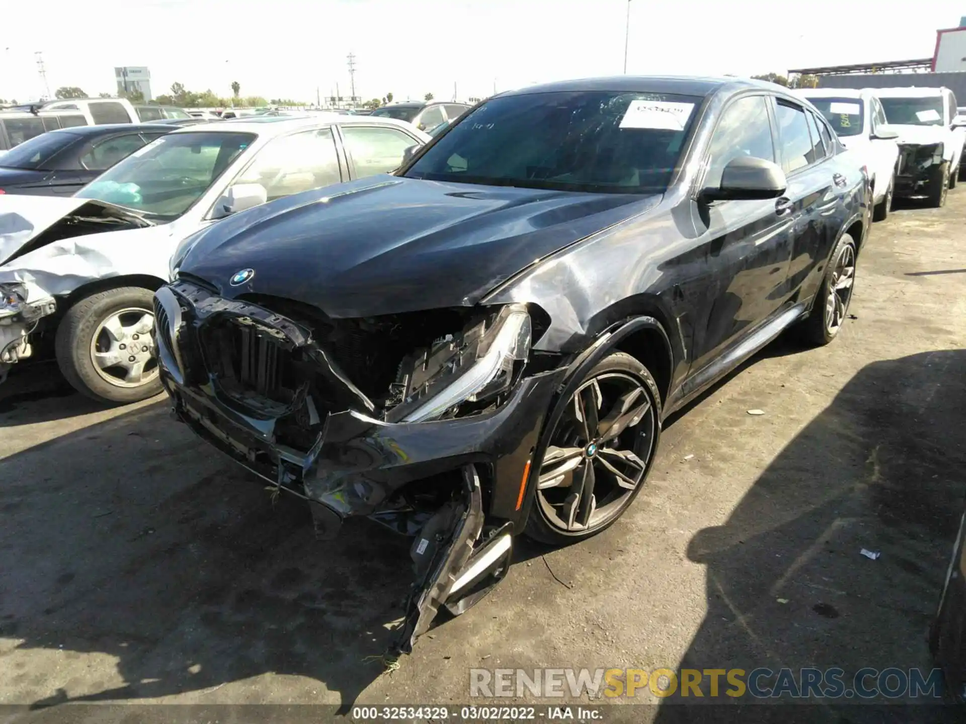 2 Фотография поврежденного автомобиля 5UXUJ5C51KLJ63971 BMW X4 2019