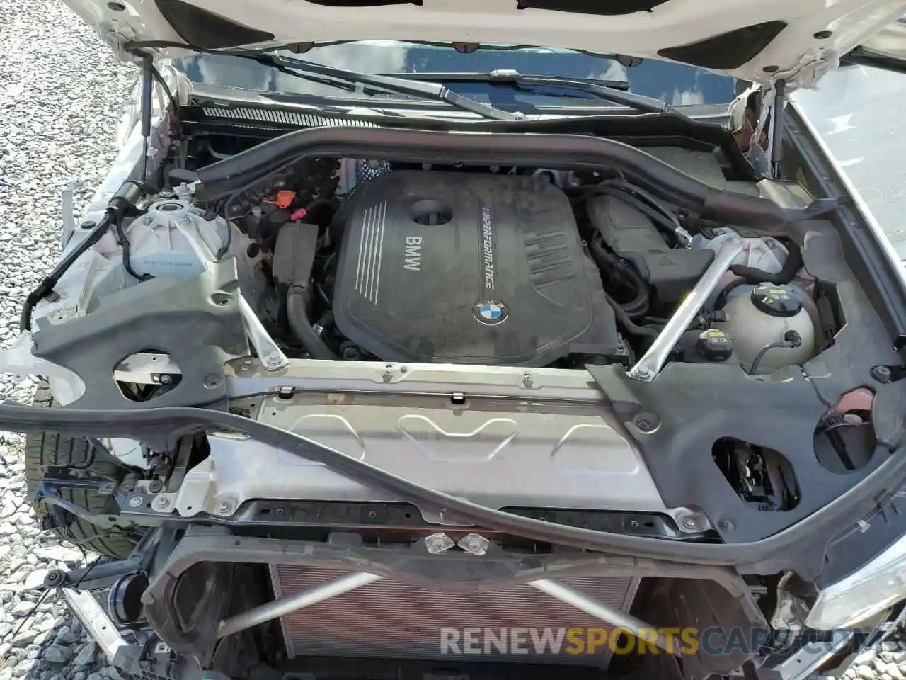 11 Photograph of a damaged car 5UXUJ5C52KLJ63557 BMW X4 2019