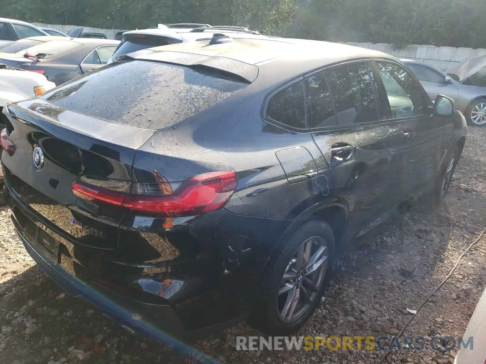 4 Photograph of a damaged car 5UXUJ5C52KLJ64045 BMW X4 2019