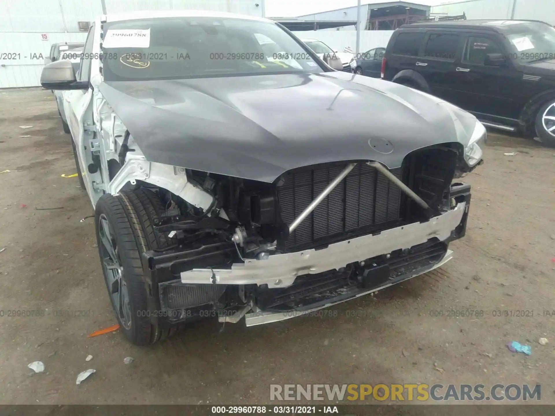 6 Photograph of a damaged car 5UXUJ5C52KLJ64093 BMW X4 2019