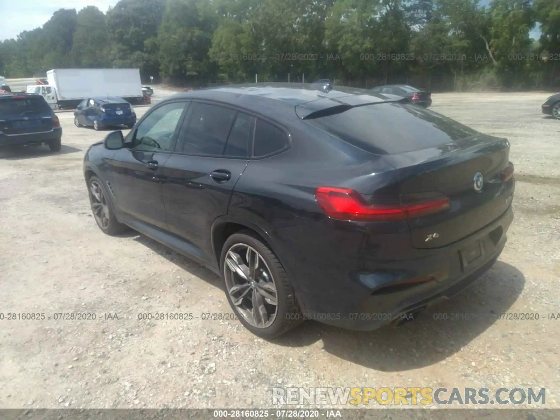 3 Photograph of a damaged car 5UXUJ5C53KLA93523 BMW X4 2019