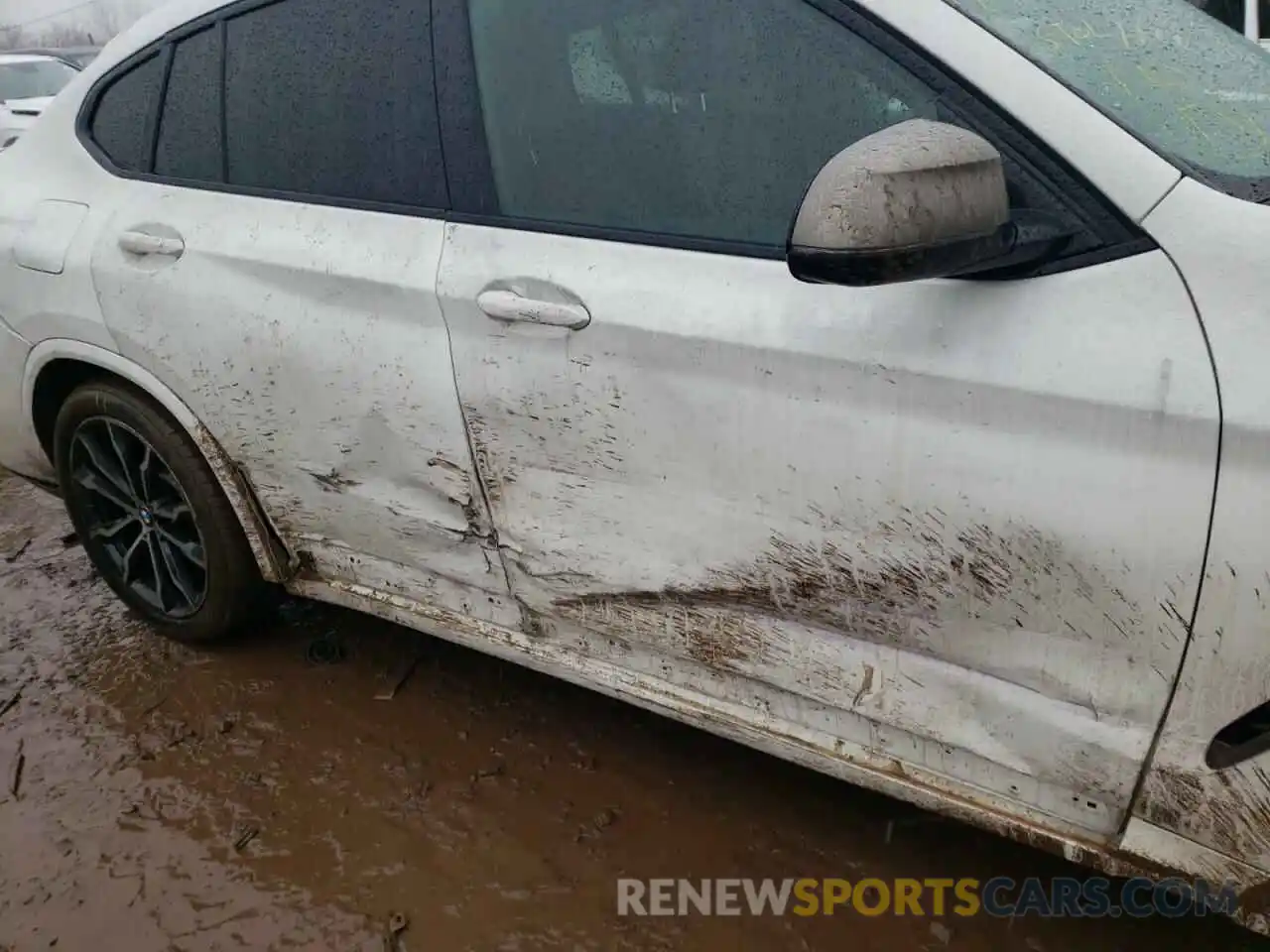 9 Photograph of a damaged car 5UXUJ5C53KLJ64118 BMW X4 2019