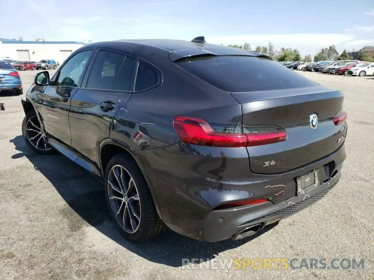 3 Photograph of a damaged car 5UXUJ5C55KLJ63519 BMW X4 2019