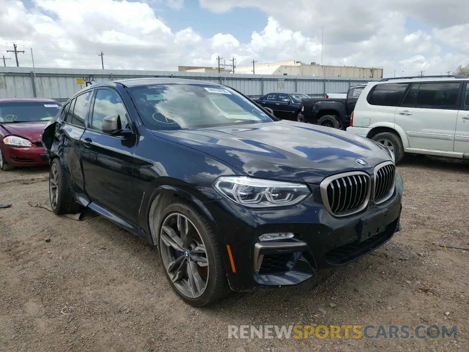 1 Photograph of a damaged car 5UXUJ5C56K9A32762 BMW X4 2019