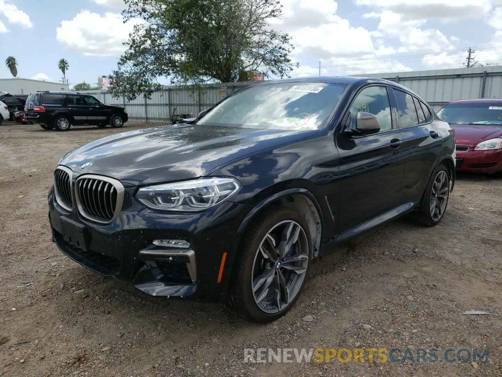 2 Photograph of a damaged car 5UXUJ5C56K9A32762 BMW X4 2019