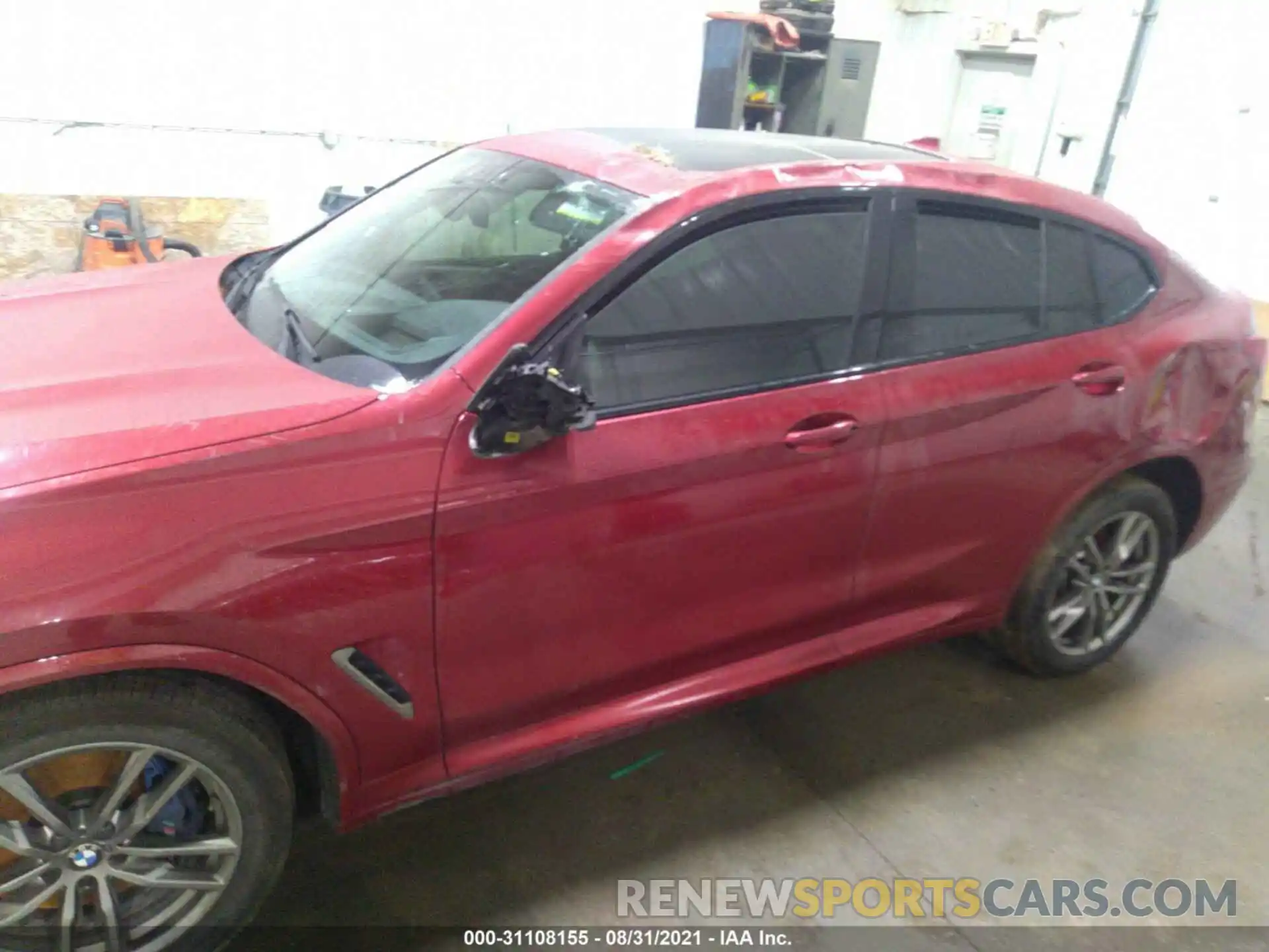 6 Photograph of a damaged car 5UXUJ5C56KLJ62704 BMW X4 2019