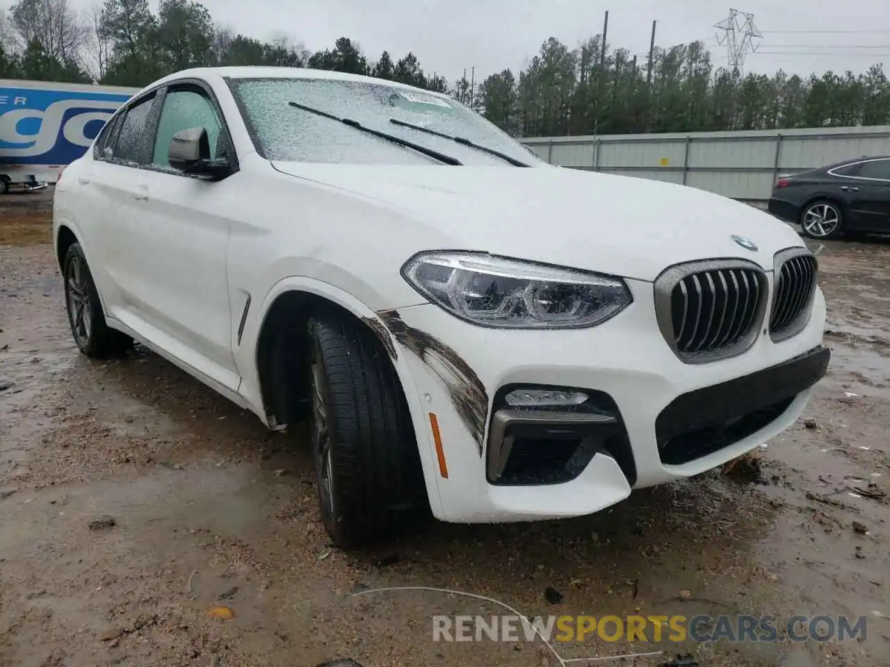 1 Photograph of a damaged car 5UXUJ5C56KLJ63187 BMW X4 2019