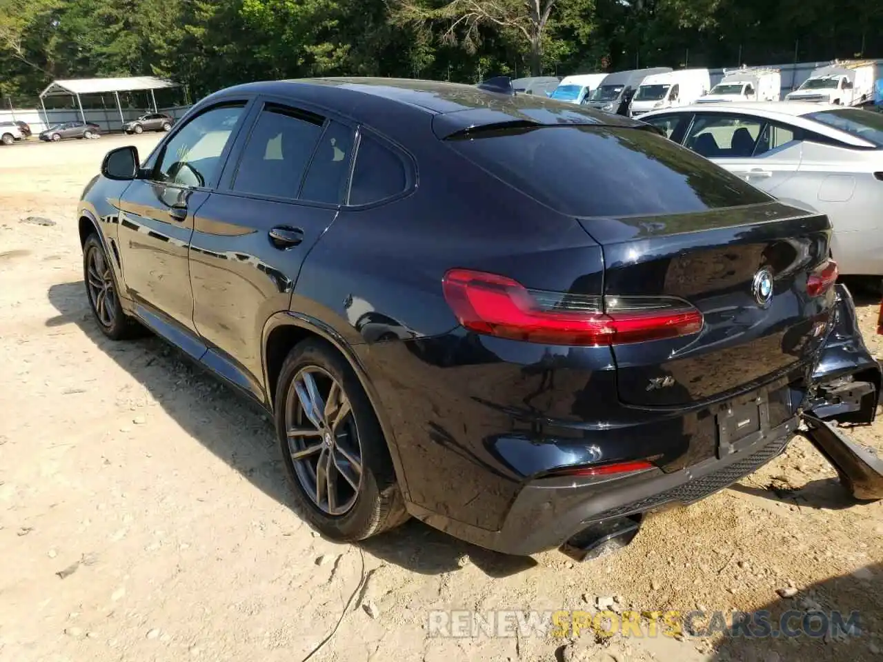 3 Photograph of a damaged car 5UXUJ5C56KLJ64310 BMW X4 2019