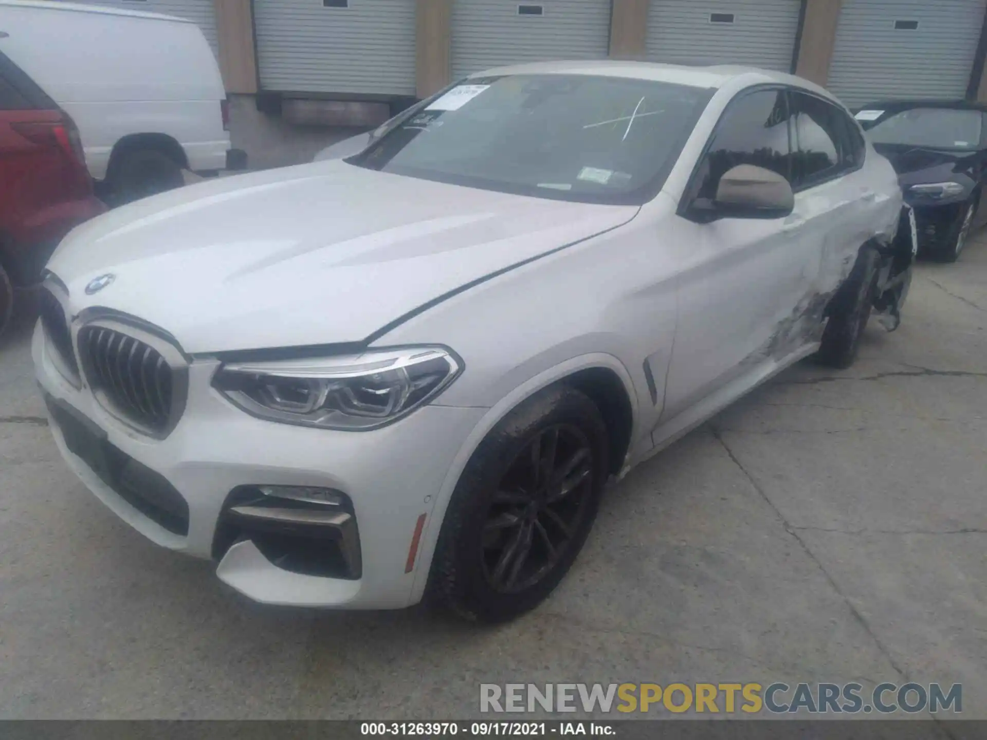 2 Photograph of a damaged car 5UXUJ5C56KLJ64324 BMW X4 2019