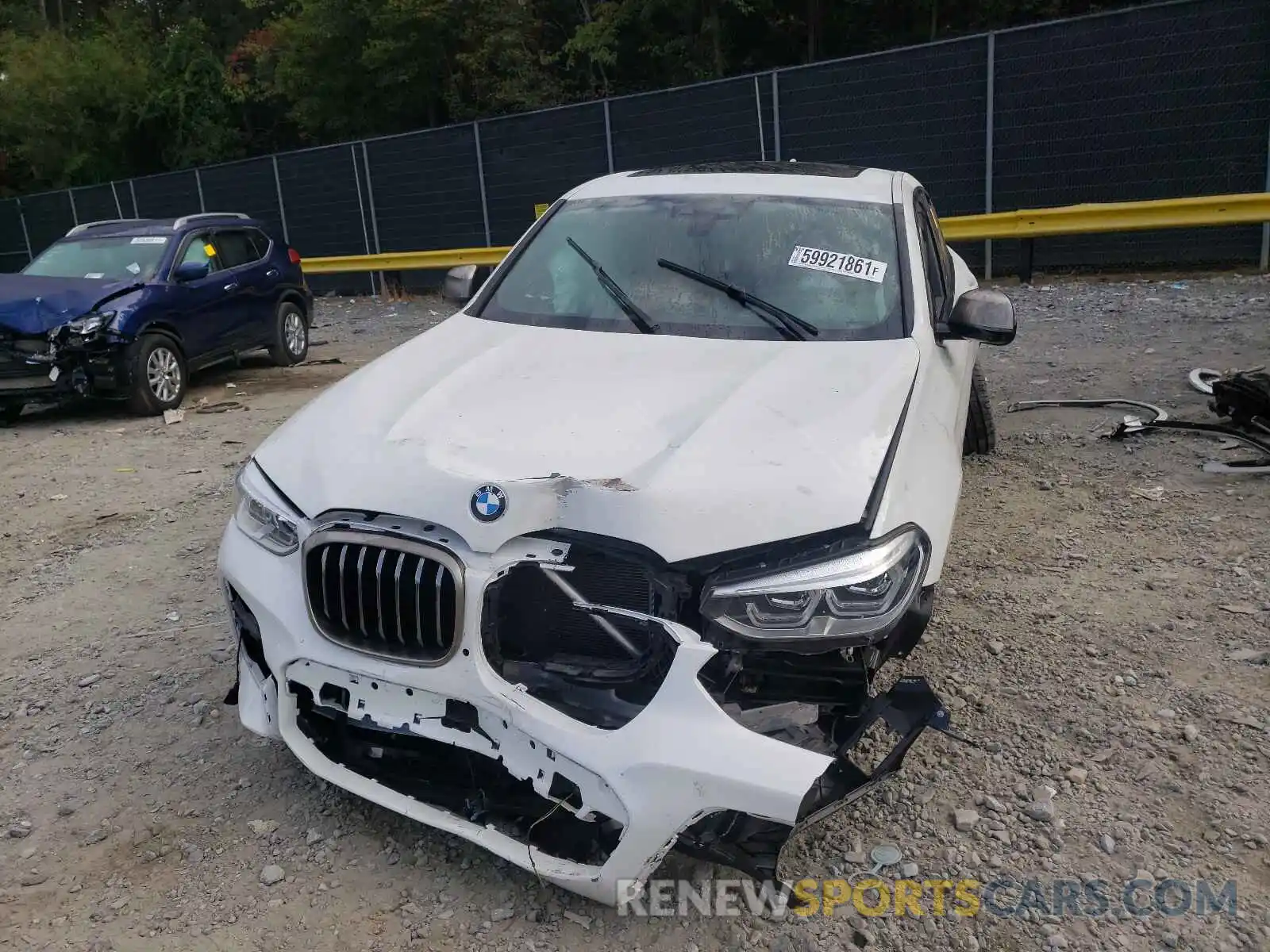 9 Photograph of a damaged car 5UXUJ5C58KLJ63367 BMW X4 2019