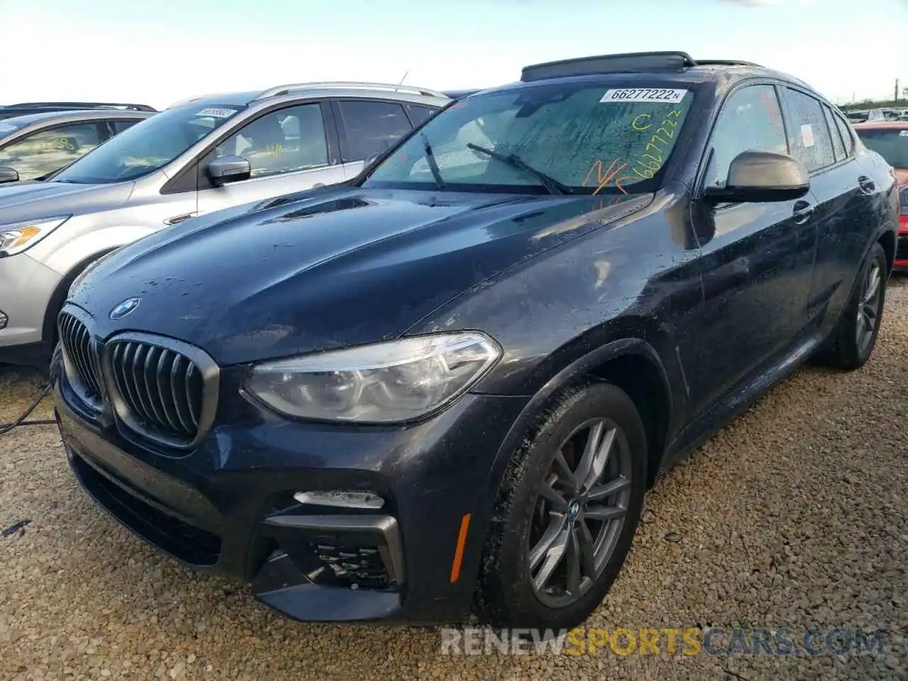 2 Photograph of a damaged car 5UXUJ5C59KLJ62499 BMW X4 2019