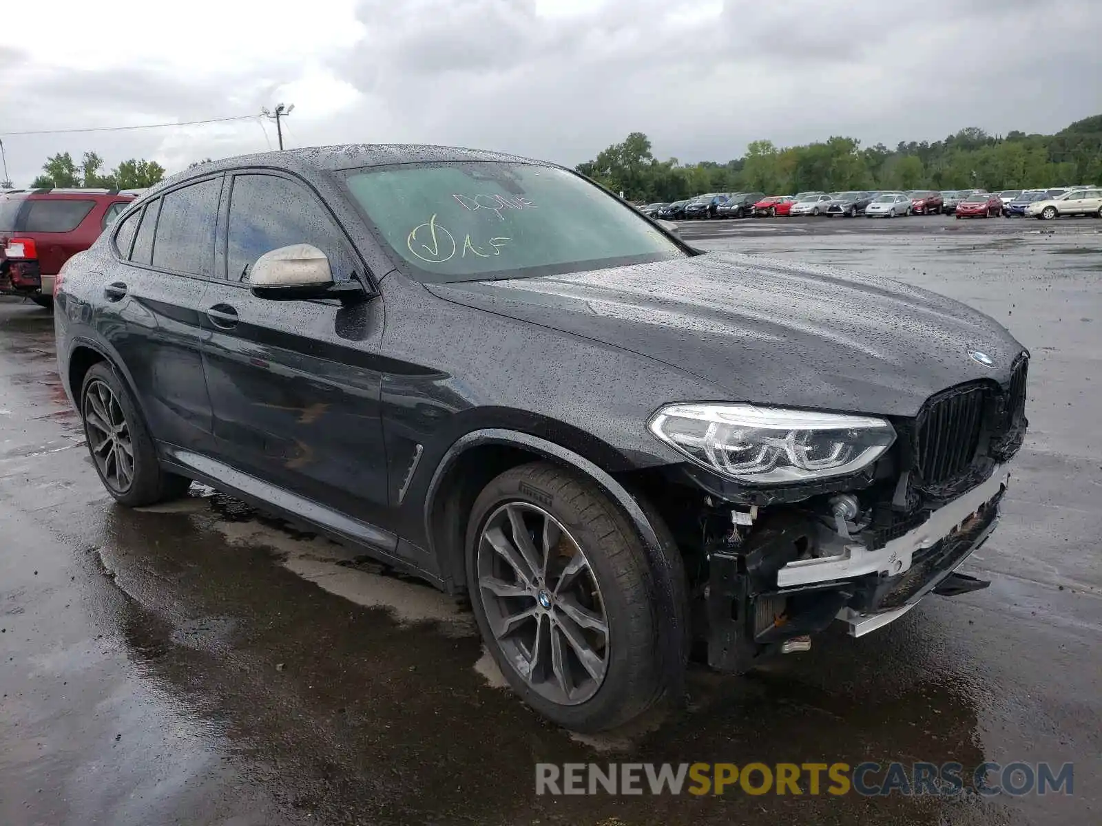 1 Photograph of a damaged car 5UXUJ5C59KLJ63362 BMW X4 2019