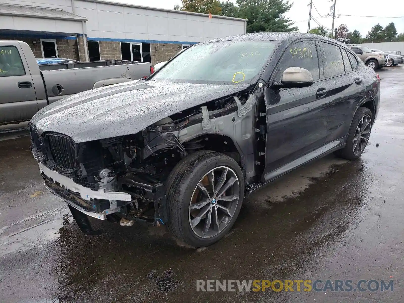 2 Photograph of a damaged car 5UXUJ5C59KLJ63362 BMW X4 2019