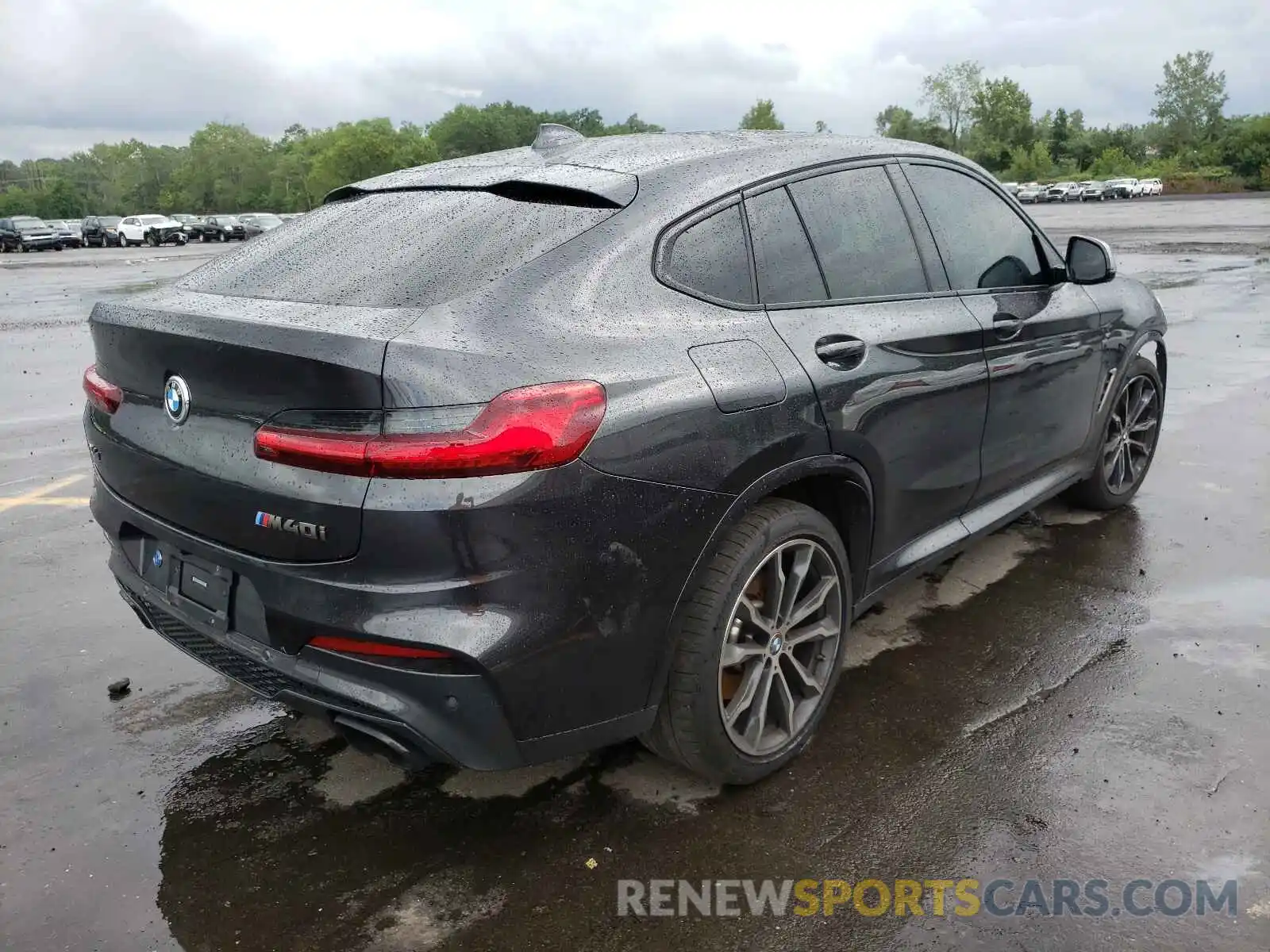 4 Photograph of a damaged car 5UXUJ5C59KLJ63362 BMW X4 2019