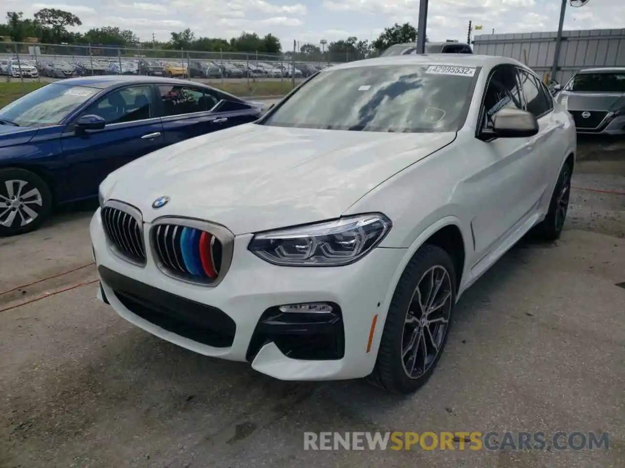 2 Photograph of a damaged car 5UXUJ5C59KLJ63619 BMW X4 2019