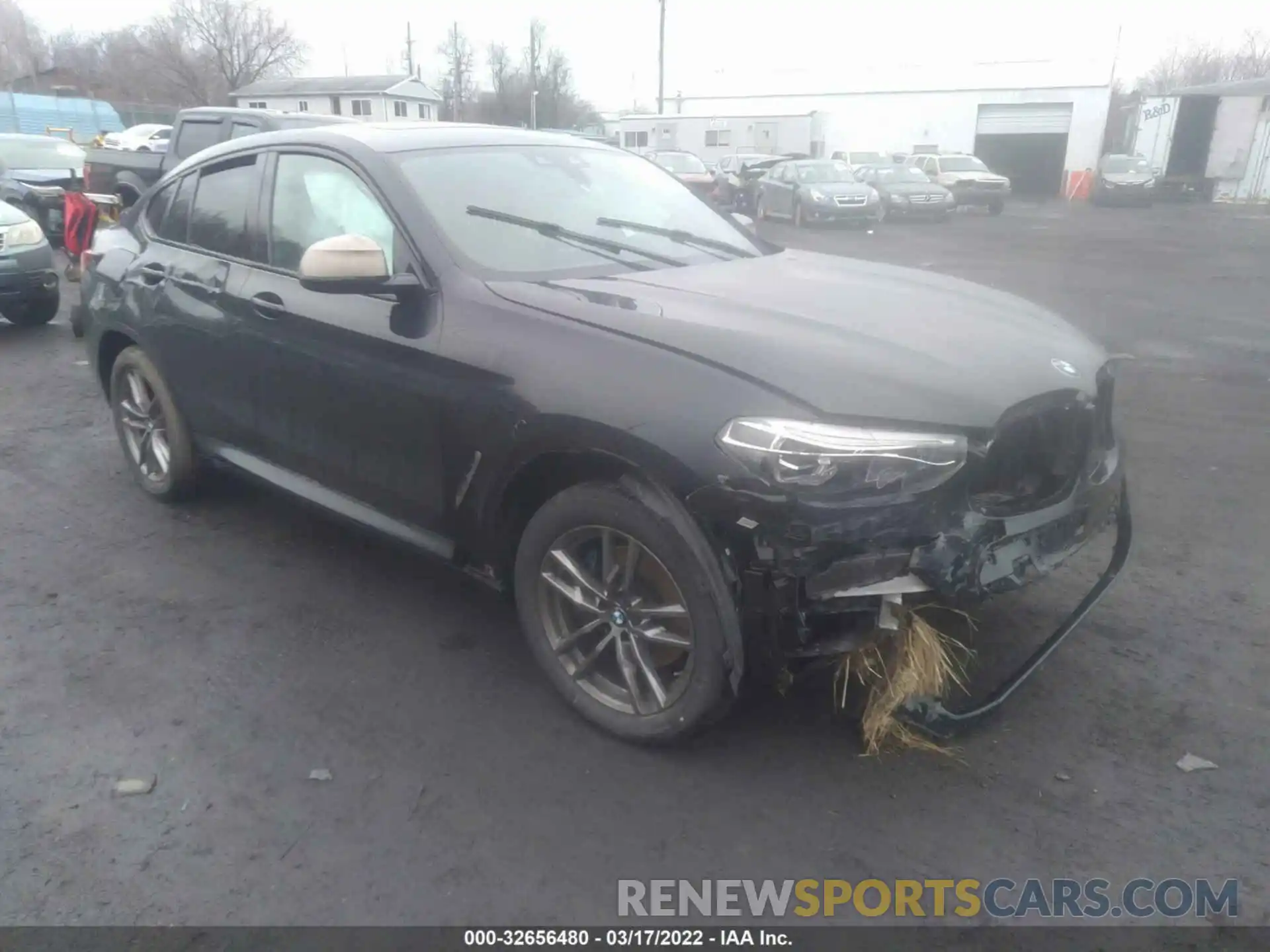 1 Photograph of a damaged car 5UXUJ5C59KLJ64351 BMW X4 2019