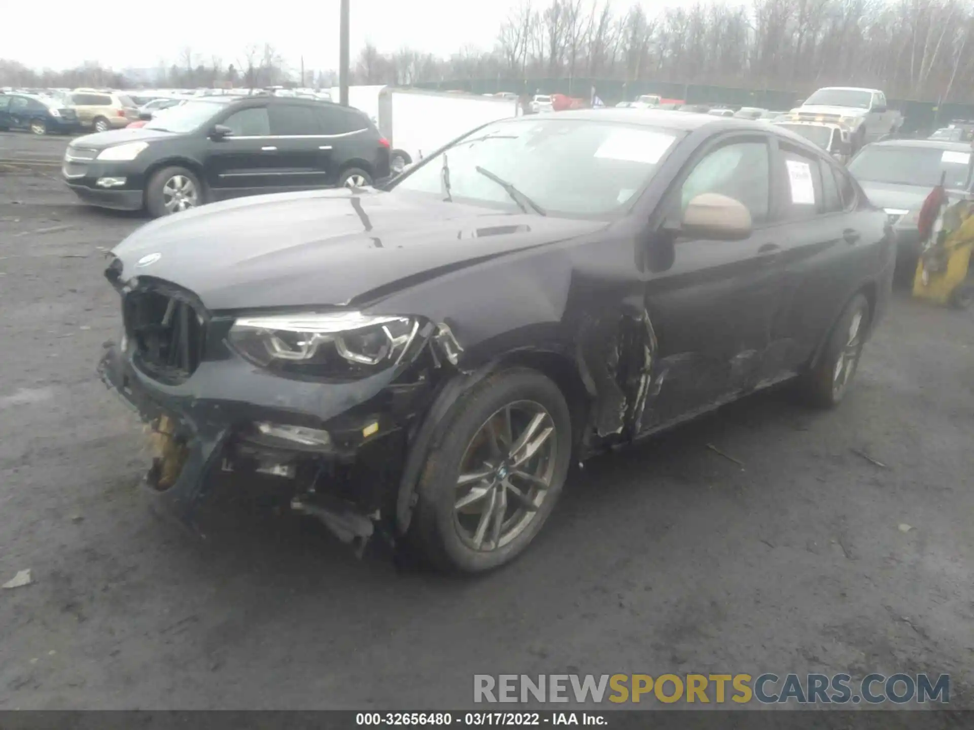 2 Фотография поврежденного автомобиля 5UXUJ5C59KLJ64351 BMW X4 2019