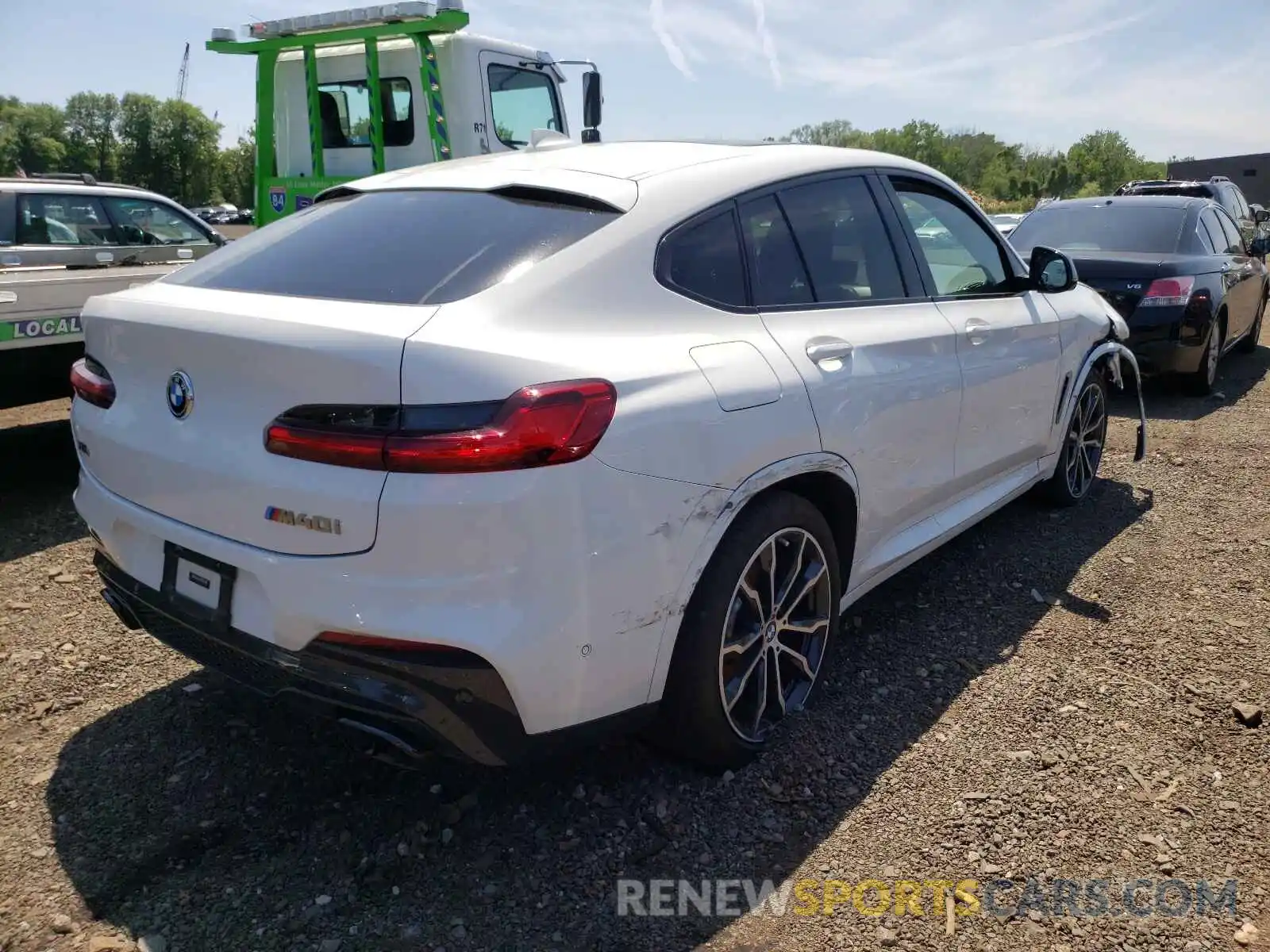 4 Photograph of a damaged car 5UXUJ5C5XK9A32635 BMW X4 2019