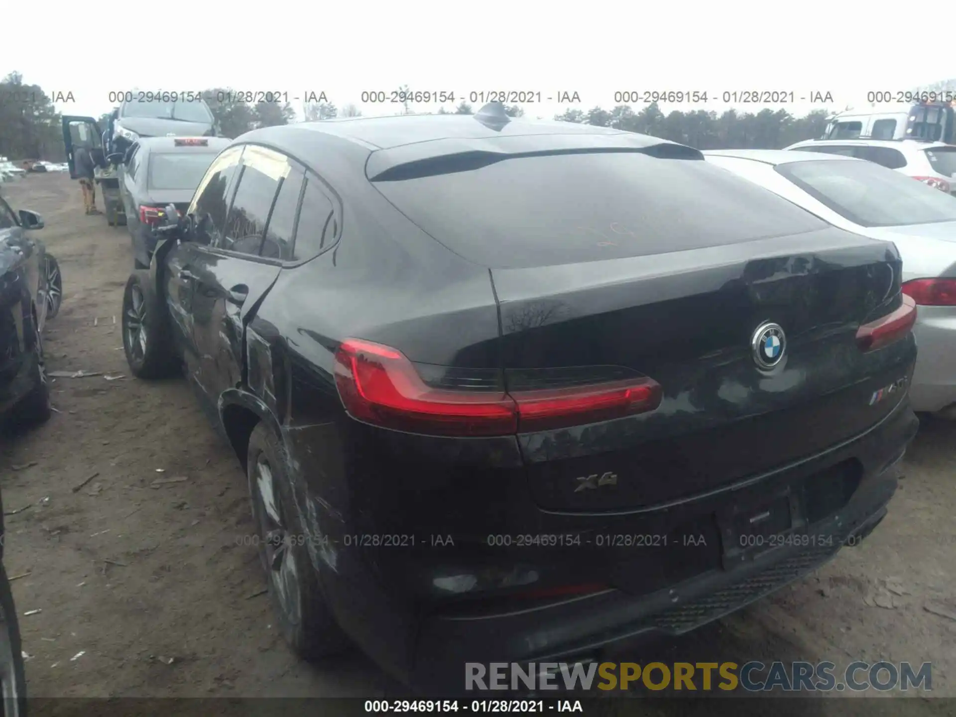 3 Photograph of a damaged car 5UXUJ5C5XK9A32750 BMW X4 2019