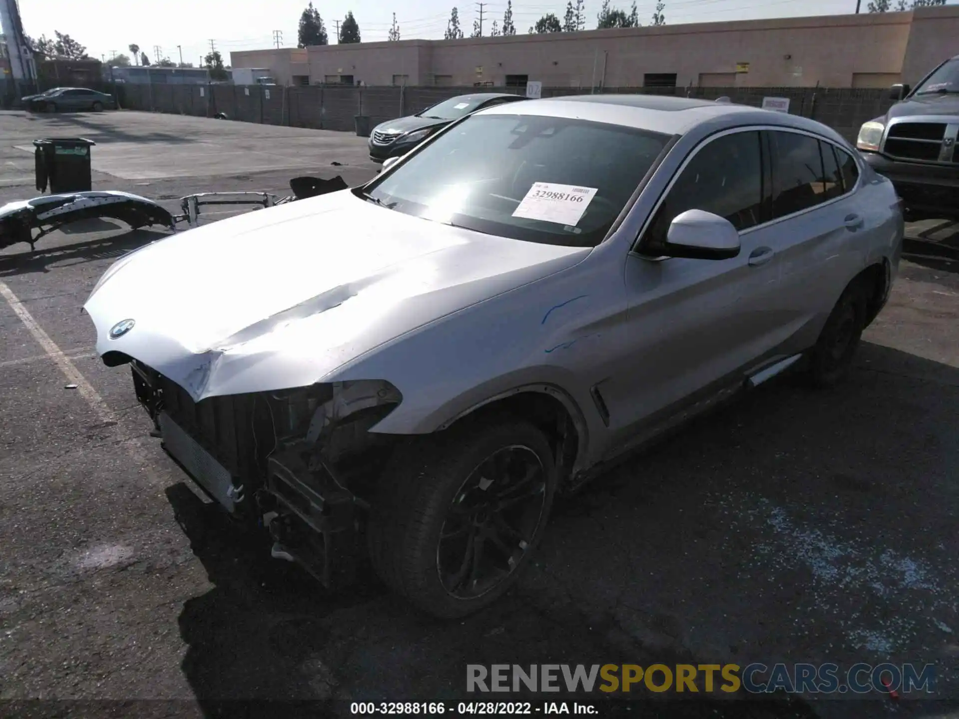 2 Photograph of a damaged car 5UX2V1C00LLE67791 BMW X4 2020