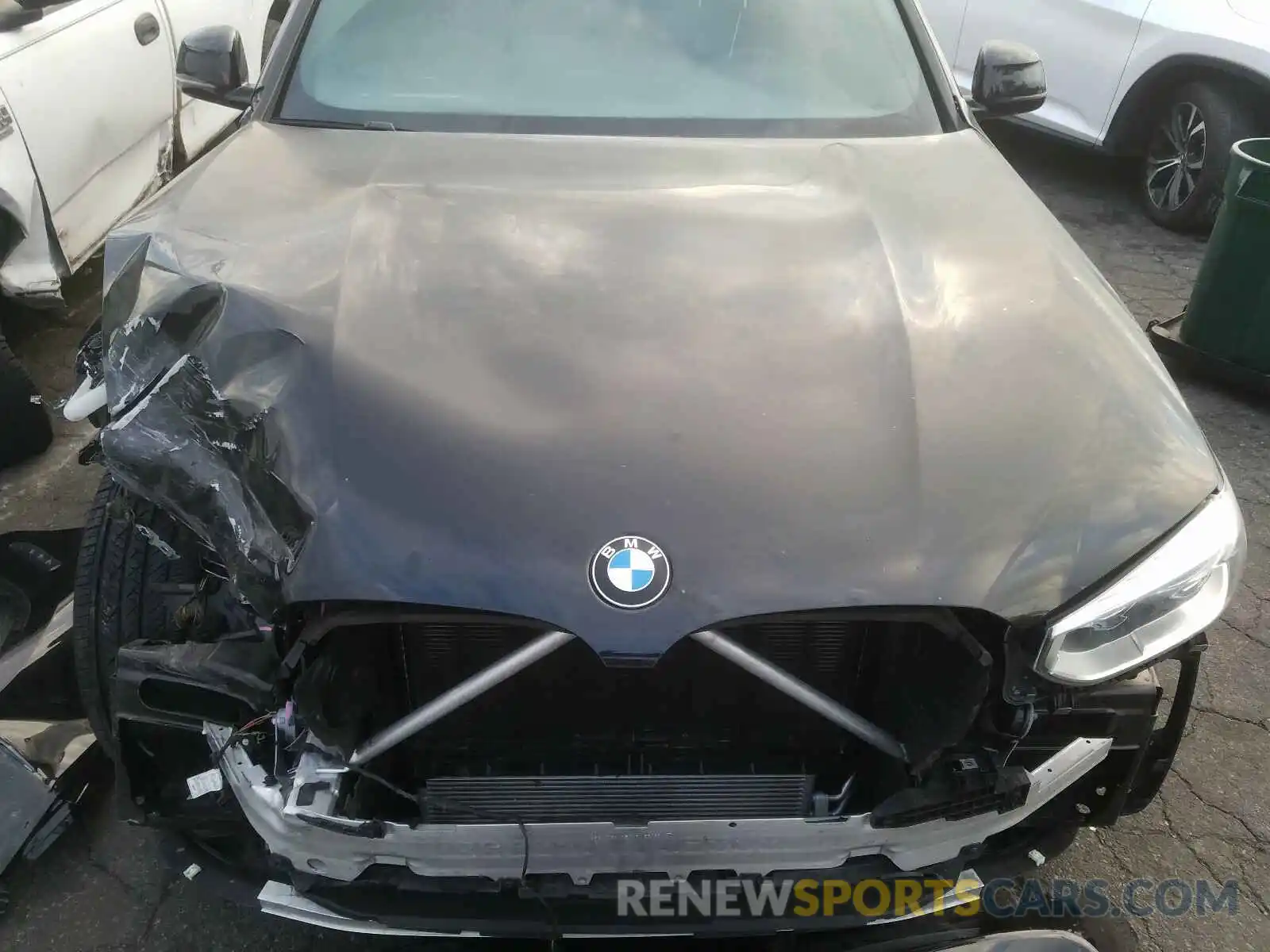 7 Photograph of a damaged car 5UX2V1C01LLE67282 BMW X4 2020