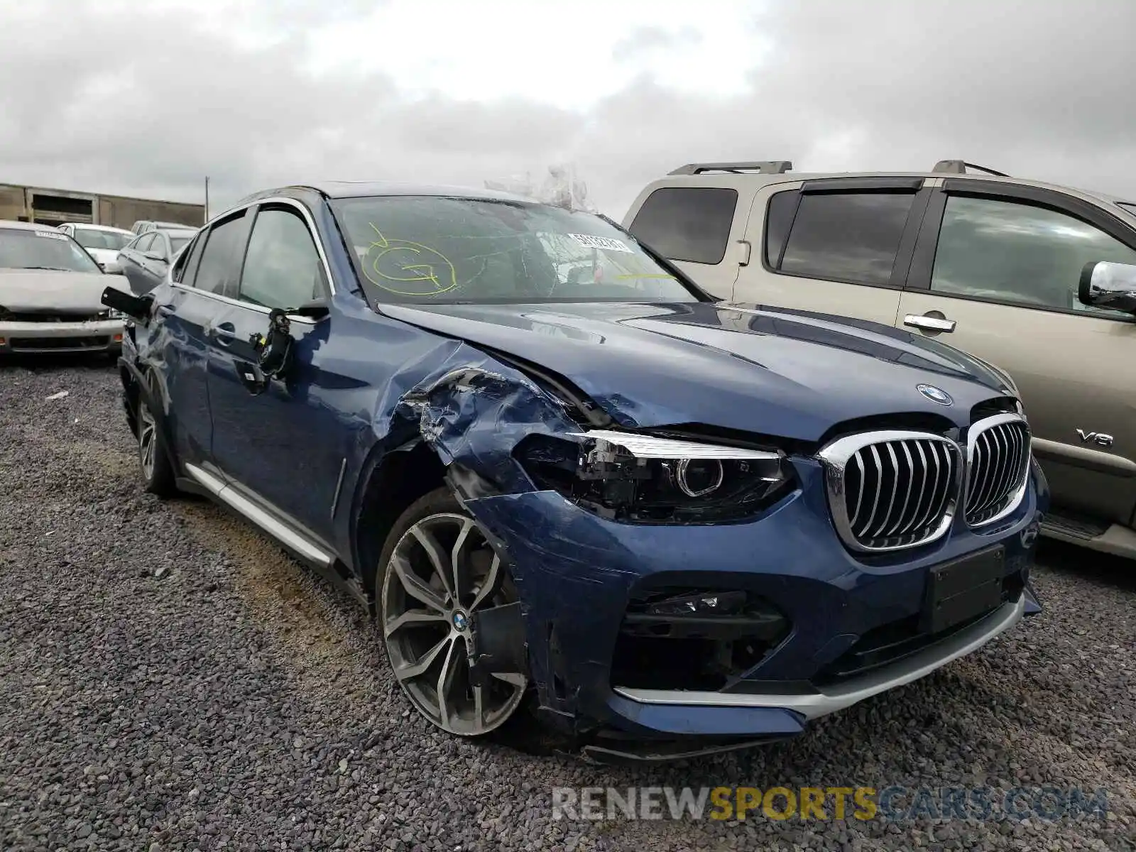 1 Photograph of a damaged car 5UX2V1C02LLE67453 BMW X4 2020