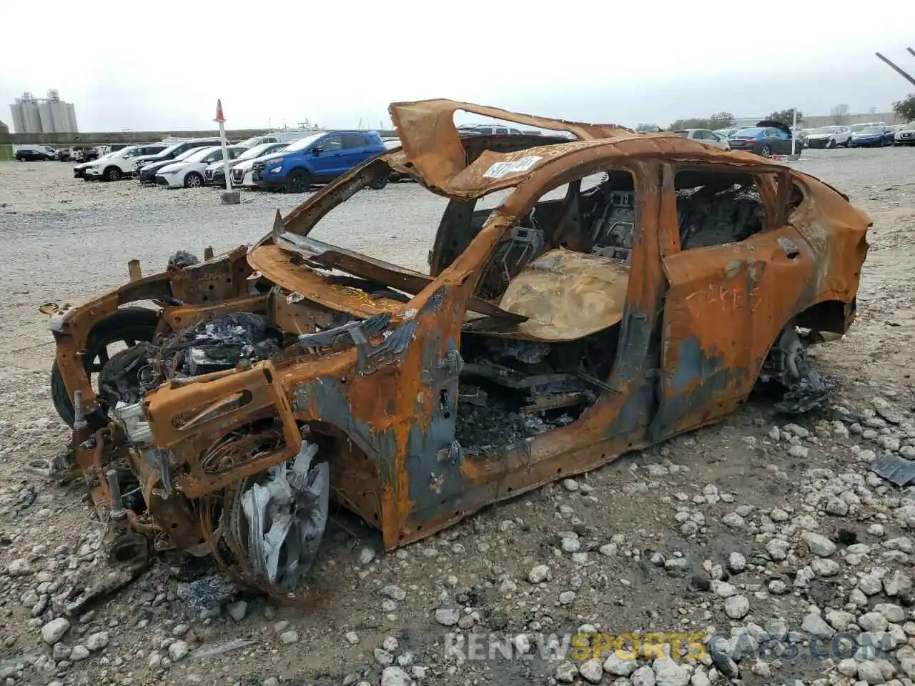 1 Photograph of a damaged car 5UX2V1C03LLE67624 BMW X4 2020