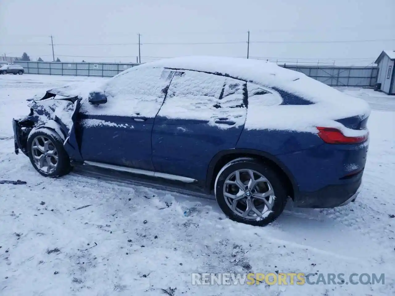 2 Photograph of a damaged car 5UX2V1C05L9B21958 BMW X4 2020