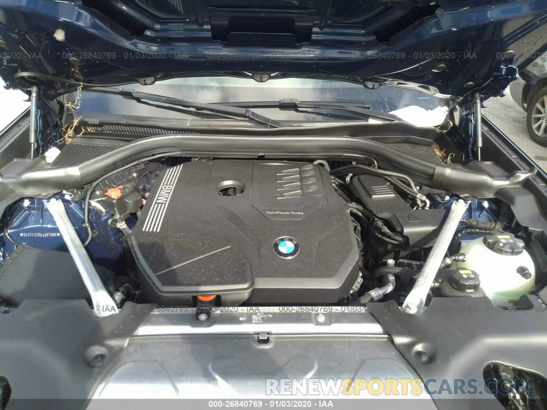 10 Photograph of a damaged car 5UX2V1C05LLE67866 BMW X4 2020