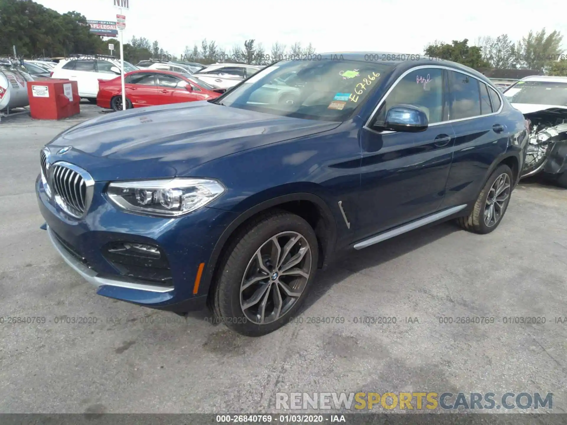 2 Photograph of a damaged car 5UX2V1C05LLE67866 BMW X4 2020