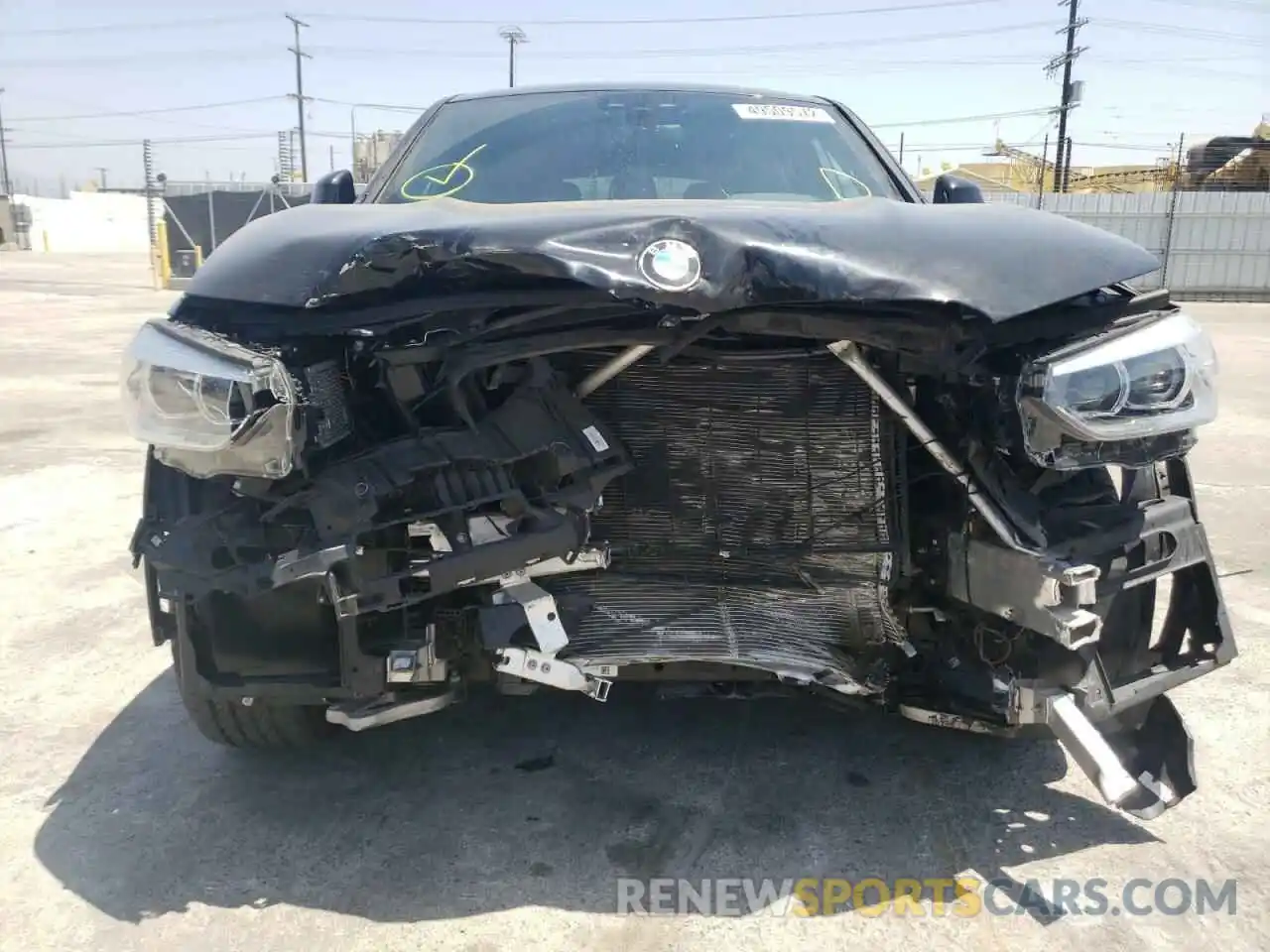 9 Photograph of a damaged car 5UX2V1C06L9B47372 BMW X4 2020