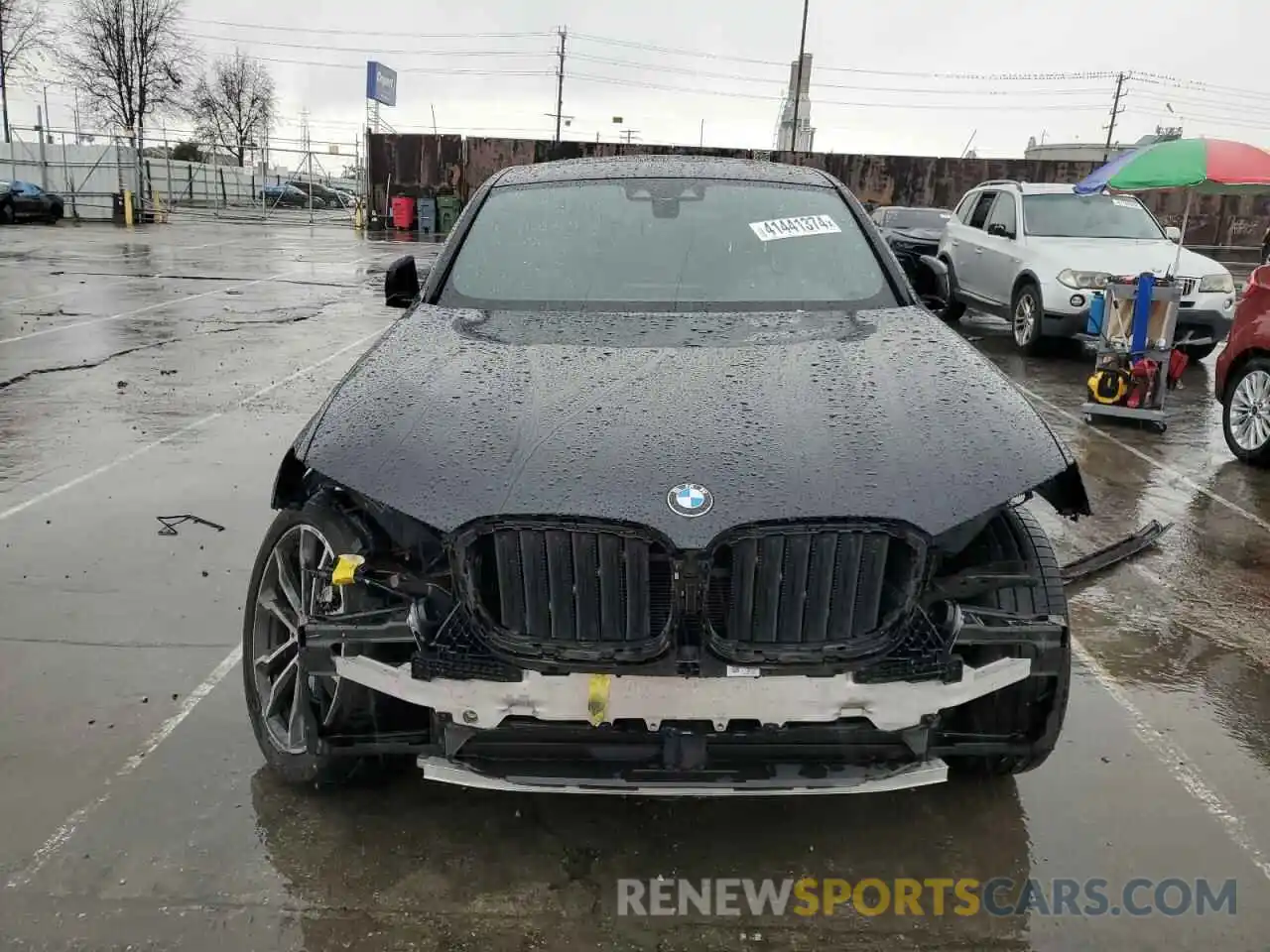 5 Photograph of a damaged car 5UX2V1C07L9B26675 BMW X4 2020