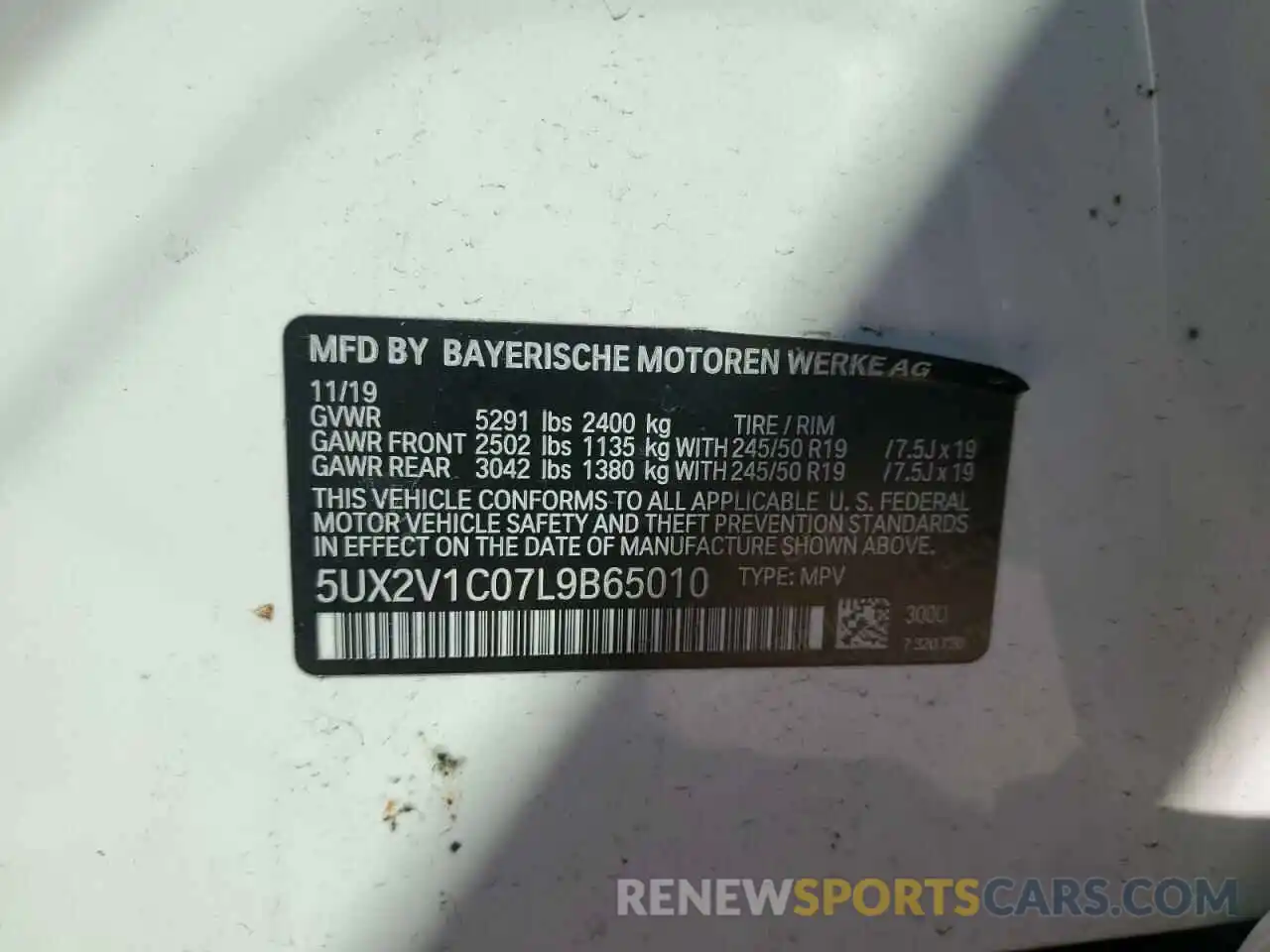 13 Photograph of a damaged car 5UX2V1C07L9B65010 BMW X4 2020