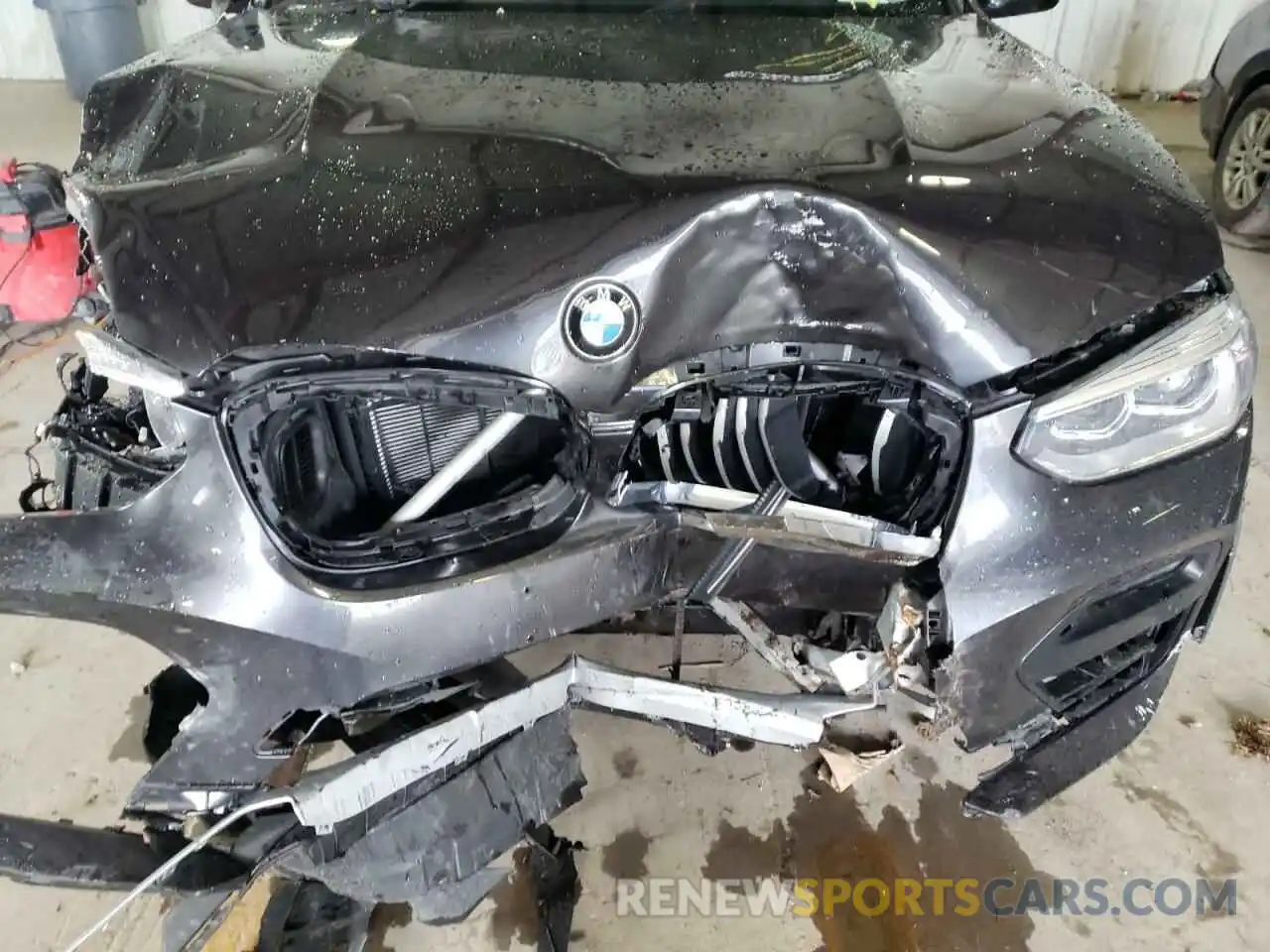 7 Photograph of a damaged car 5UX2V1C08L9B74234 BMW X4 2020