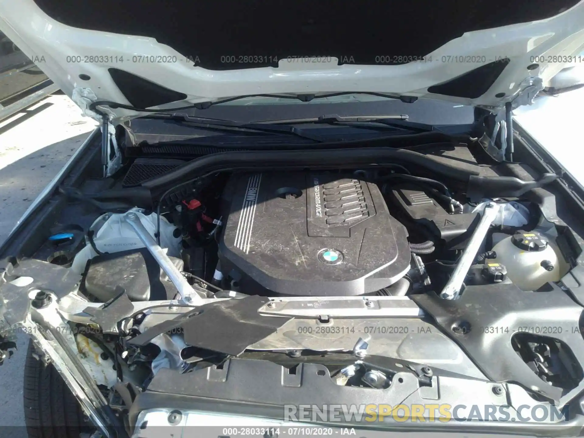 10 Photograph of a damaged car 5UX2V5C01L9C41389 BMW X4 2020
