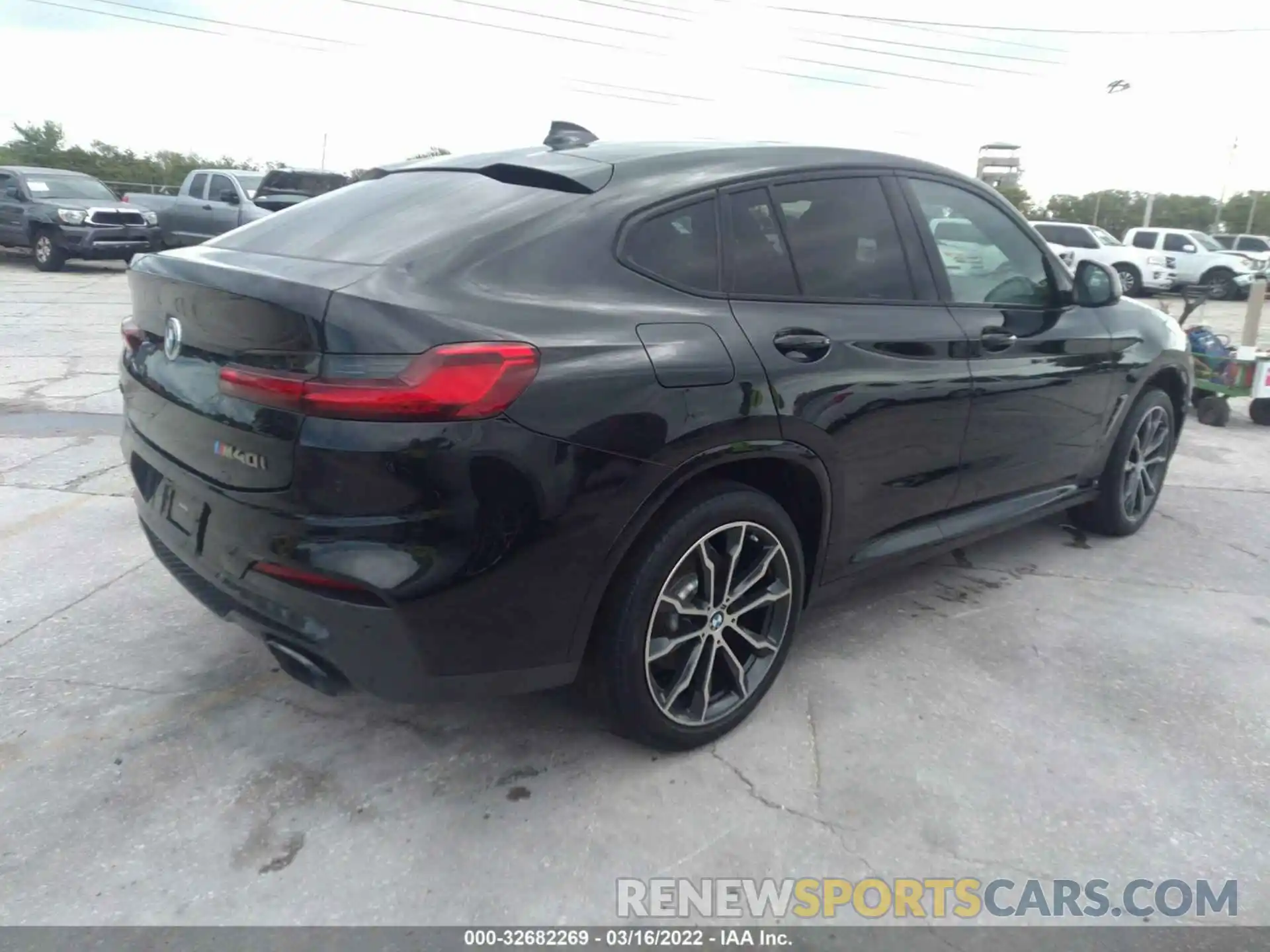 4 Фотография поврежденного автомобиля 5UX2V5C03L9B67389 BMW X4 2020