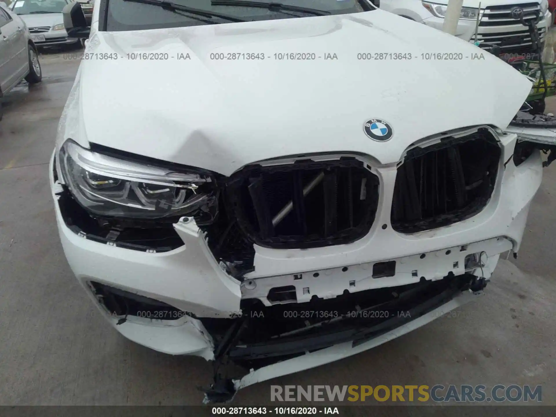 6 Photograph of a damaged car 5UX2V5C03LLE69574 BMW X4 2020