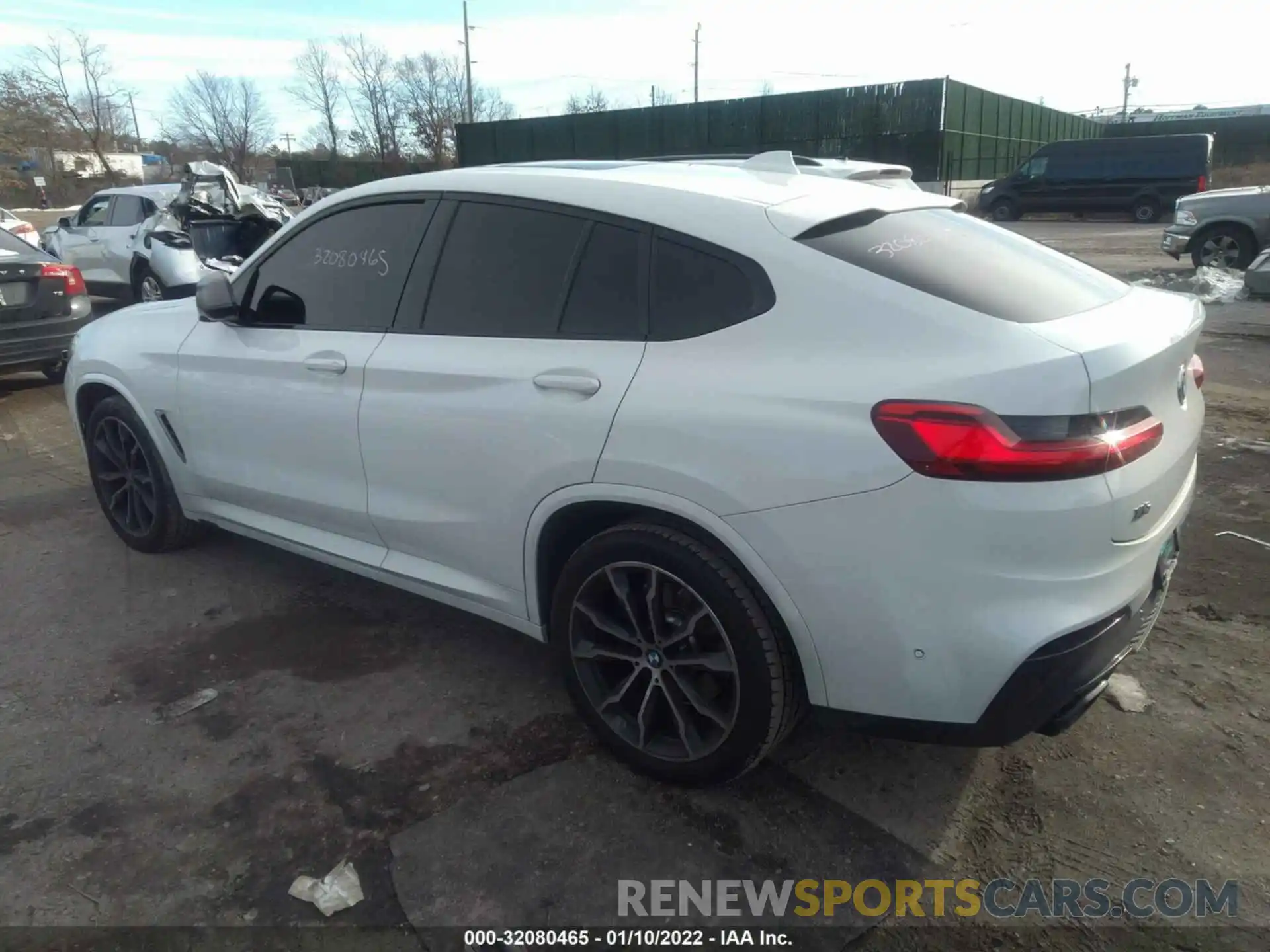 3 Фотография поврежденного автомобиля 5UX2V5C06L9B57617 BMW X4 2020