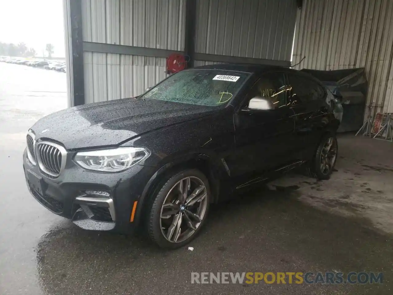 2 Photograph of a damaged car 5UX2V5C06L9B57892 BMW X4 2020