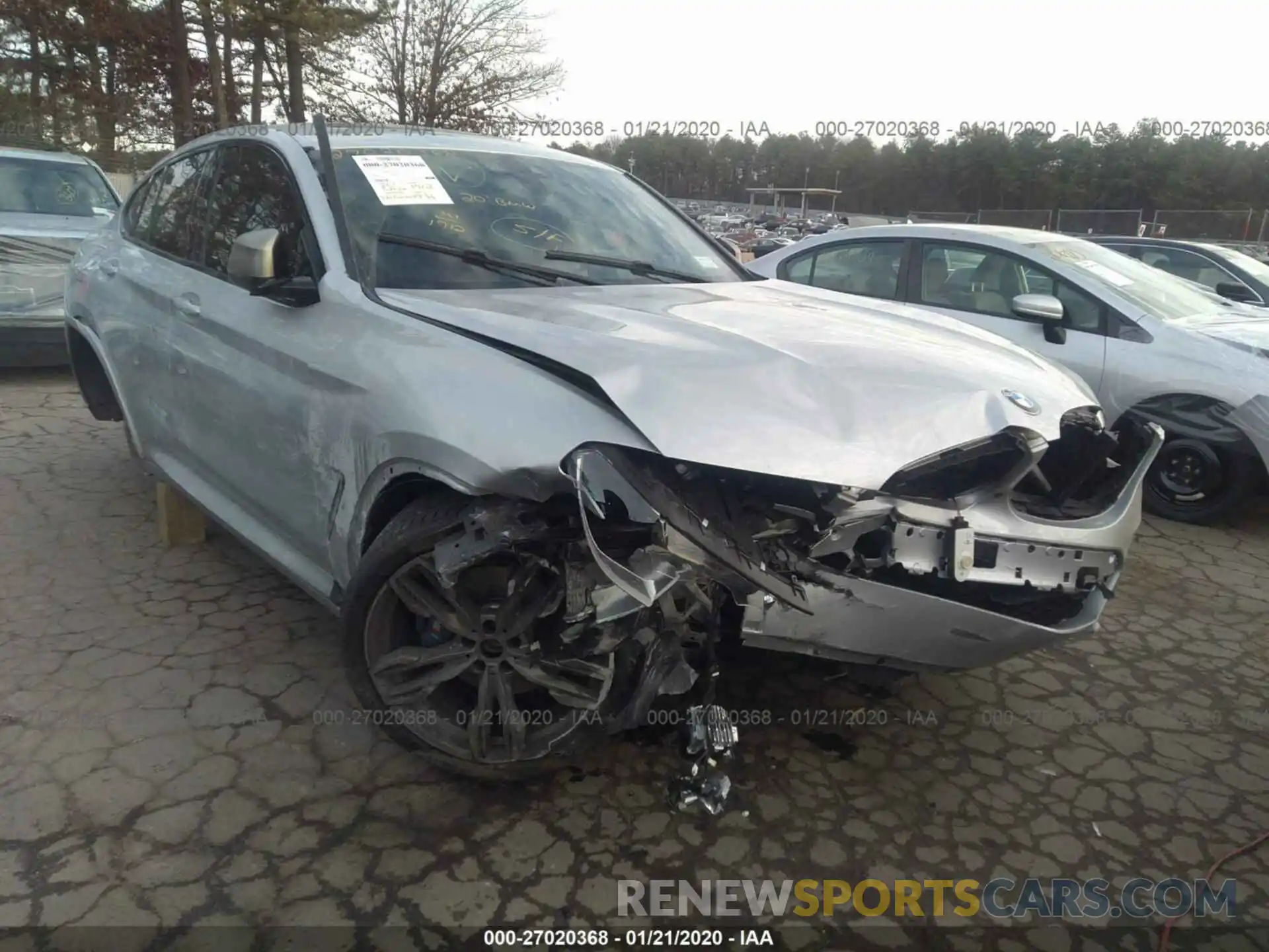 6 Photograph of a damaged car 5UX2V5C07L9B57478 BMW X4 2020