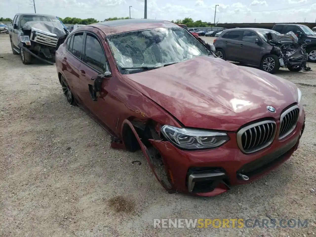 9 Photograph of a damaged car 5UX2V5C07LLE69433 BMW X4 2020