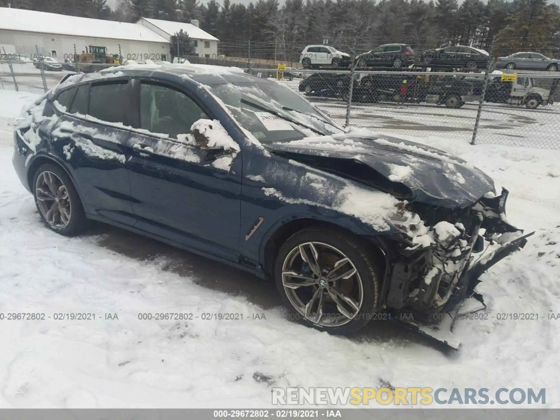 1 Photograph of a damaged car 5UX2V5C07LLE69545 BMW X4 2020