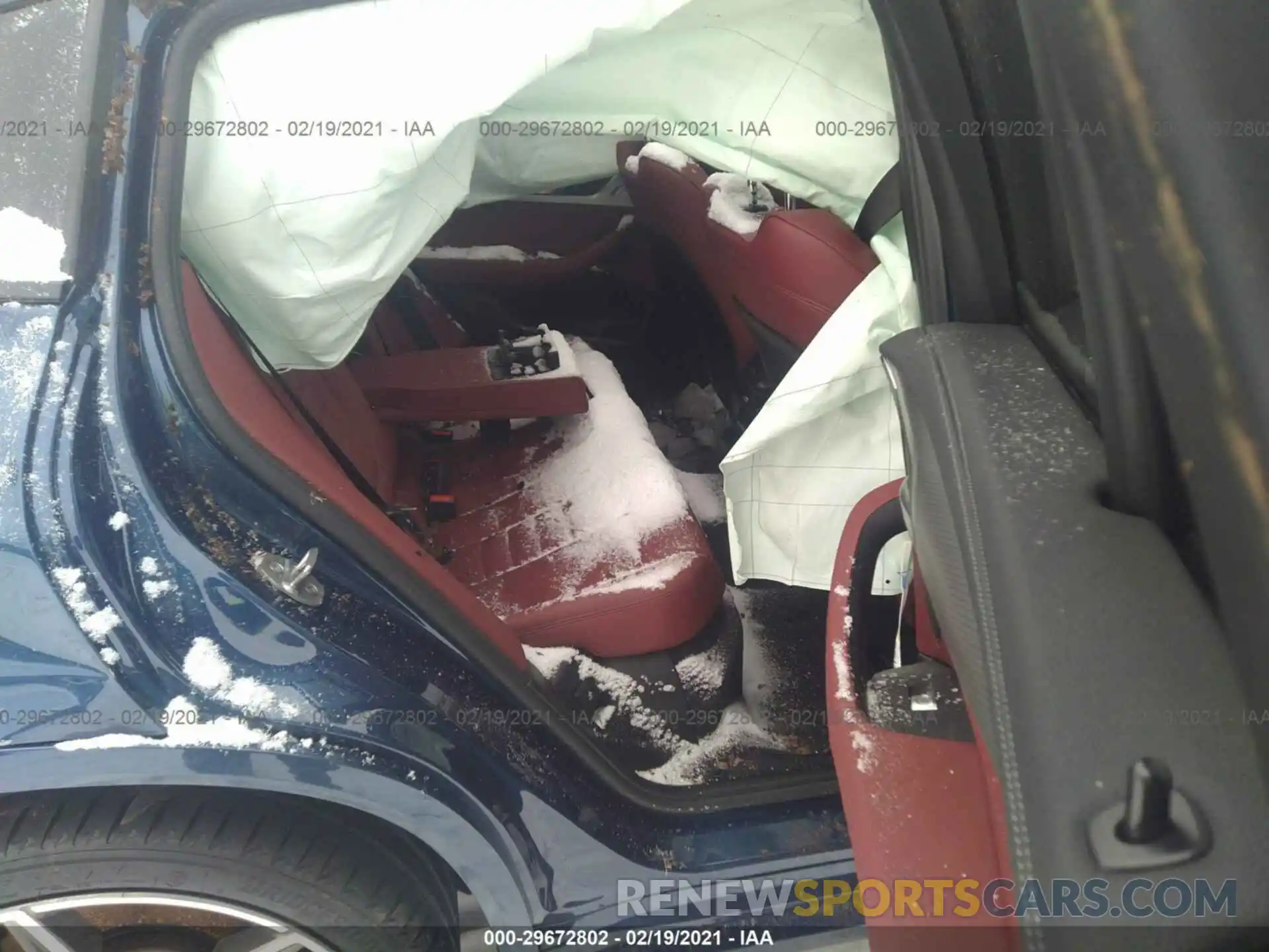 8 Photograph of a damaged car 5UX2V5C07LLE69545 BMW X4 2020