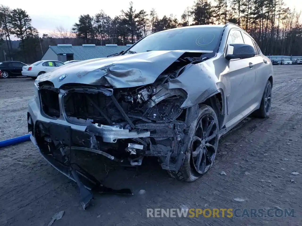 2 Photograph of a damaged car 5YMUJ0C00L9C47944 BMW X4 2020