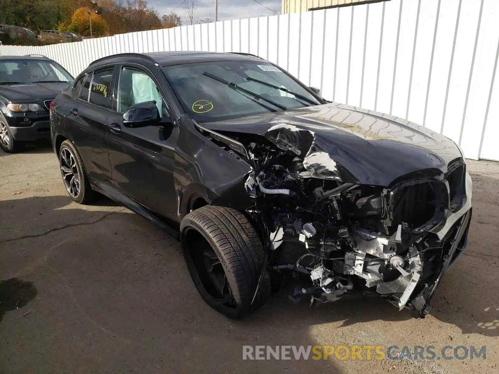 1 Photograph of a damaged car 5YMUJ0C03L9B67635 BMW X4 2020