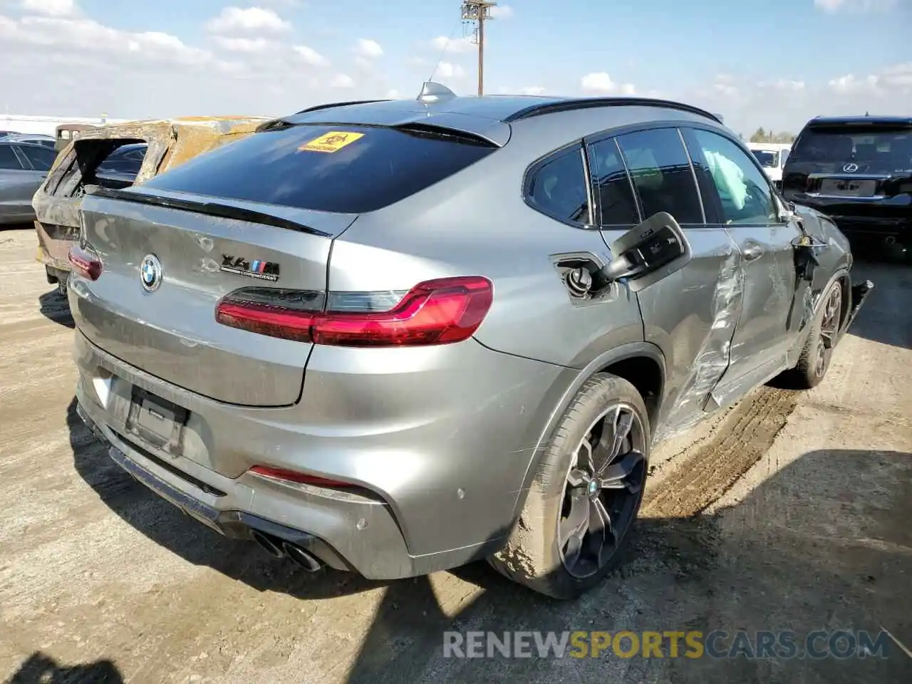 4 Фотография поврежденного автомобиля 5YMUJ0C05LLA99745 BMW X4 2020