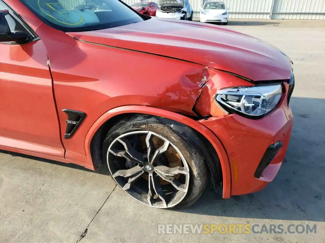 9 Photograph of a damaged car 5YMUJ0C06L9B54894 BMW X4 2020